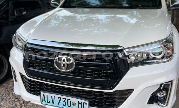 Buy New Toyota Hilux White Car in Maputo in Maputo