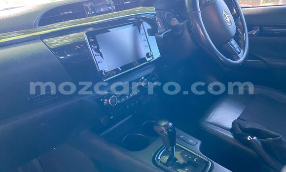 Comprar Novo Toyota Hilux Branco Carro em Maputo em Maputo Comprar Novo Toyota Hilux Branco Carro em Maputo em Maputo