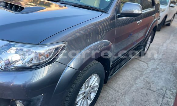 Tenga Tsaru Toyota Fortuner Zvimwe Mota in Maputo in Maputo Tenga Tsaru Toyota Fortuner Zvimwe Mota in Maputo in Maputo