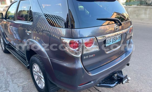 Tenga Tsaru Toyota Fortuner Zvimwe Mota in Maputo in Maputo Tenga Tsaru Toyota Fortuner Zvimwe Mota in Maputo in Maputo