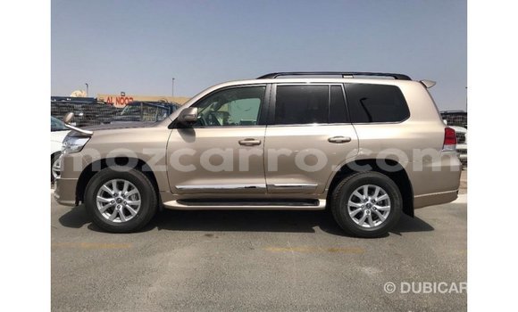 Tenga Imported Toyota Land Cruiser Zvimwe Mota in Import - Dubai in Cabo Delgado Tenga Imported Toyota Land Cruiser Zvimwe Mota in Import - Dubai in Cabo Delgado