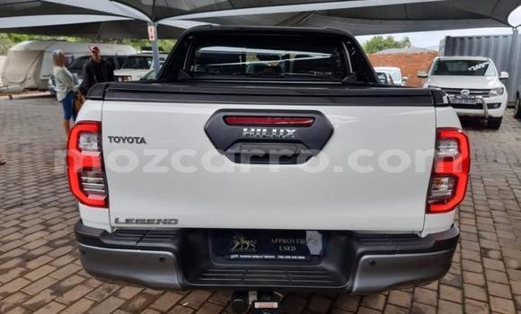Buy Used Toyota Hilux White Car in Maputo in Maputo Buy Used Toyota Hilux White Car in Maputo in Maputo