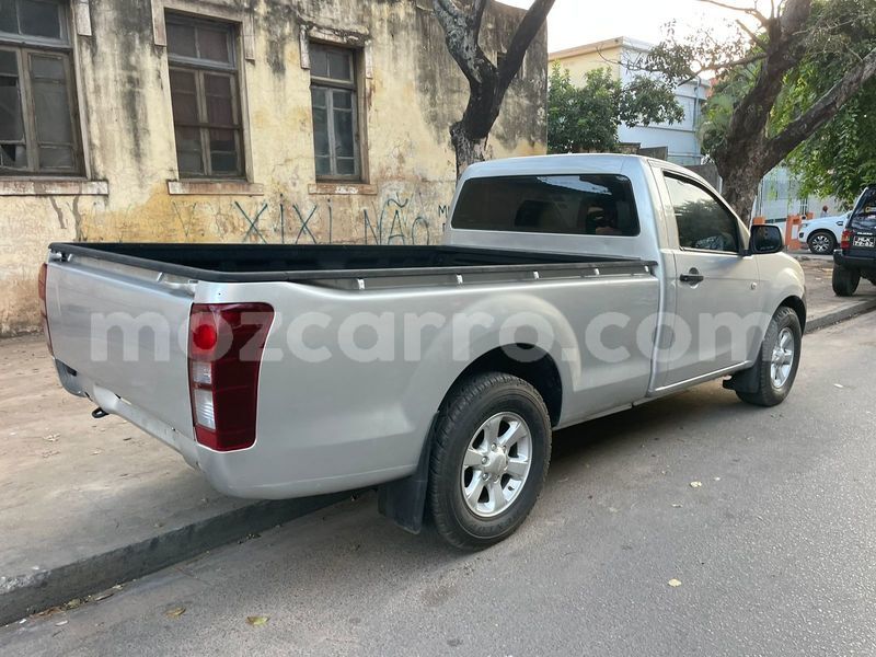 Big with watermark isuzu d max maputo maputo 22501