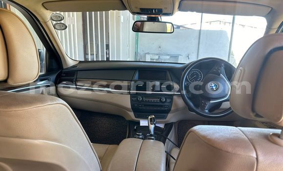 Comprar Usado BMW X5 Prata Carro em Maputo em Maputo Comprar Usado BMW X5 Prata Carro em Maputo em Maputo