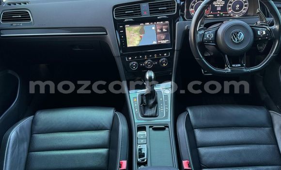 Buy New Volkswagen Golf R Blue Car in Maputo in Maputo Buy New Volkswagen Golf R Blue Car in Maputo in Maputo