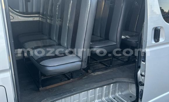 Comprar Usado Toyota Hiace De outros Carro em Moçambique em Nampula Comprar Usado Toyota Hiace De outros Carro em Moçambique em Nampula