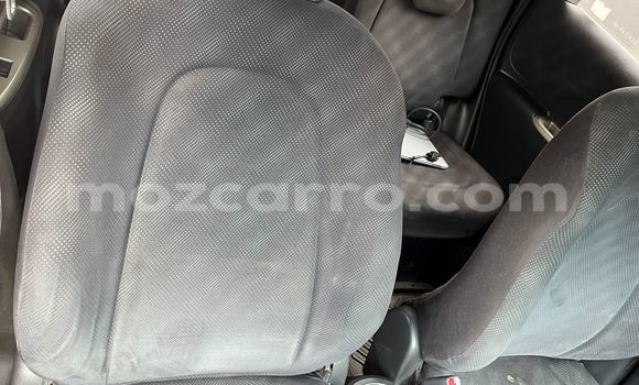 Nunua Ilio tumika Toyota Ractis Nyeusi Gari ndani ya Maputo nchini Maputo Nunua Ilio tumika Toyota Ractis Nyeusi Gari ndani ya Maputo nchini Maputo
