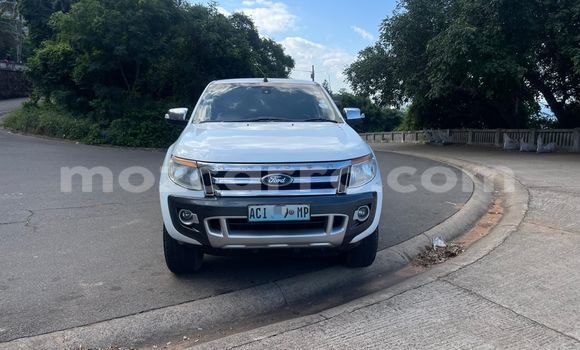 Nunua Ilio tumika Ford Ranger Nyeupe Gari ndani ya Maputo nchini Maputo