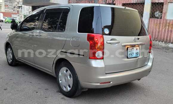 Comprar Usado Toyota Raum Castanho Carro em Maputo em Maputo Comprar Usado Toyota Raum Castanho Carro em Maputo em Maputo
