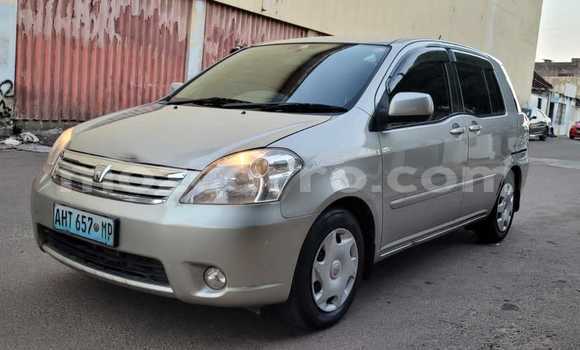 Comprar Usado Toyota Raum Castanho Carro em Maputo em Maputo Comprar Usado Toyota Raum Castanho Carro em Maputo em Maputo