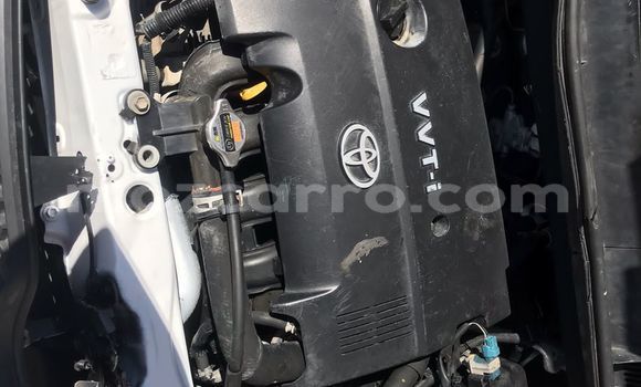 Nunua Ilio tumika Toyota Sienta Nyeupe Gari ndani ya Maputo nchini Maputo Nunua Ilio tumika Toyota Sienta Nyeupe Gari ndani ya Maputo nchini Maputo