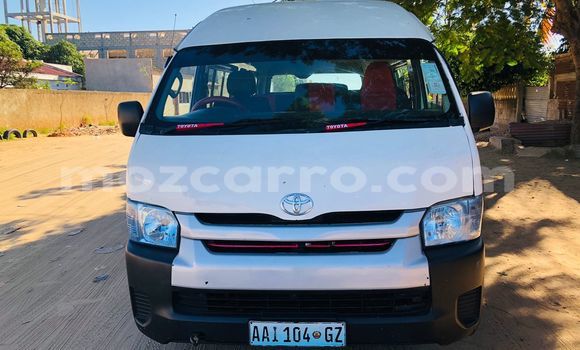Buy Used Toyota Hiace White Car in Maputo in Maputo Buy Used Toyota Hiace White Car in Maputo in Maputo