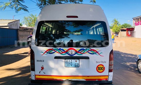 Buy Used Toyota Hiace White Car in Maputo in Maputo Buy Used Toyota Hiace White Car in Maputo in Maputo