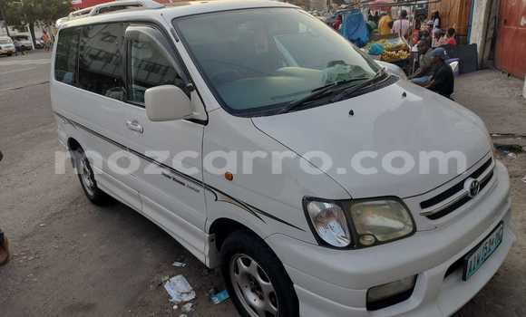 Buy Used Toyota Noah White Car in Maputo in Maputo Buy Used Toyota Noah White Car in Maputo in Maputo