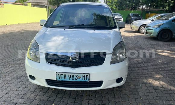Comprar Usado Toyota Spacio Branco Carro em Maputo em Maputo