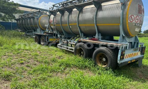 Buy Used AM General HMMWV (Humvee) Other Car in Maputo in Maputo Buy Used AM General HMMWV (Humvee) Other Car in Maputo in Maputo