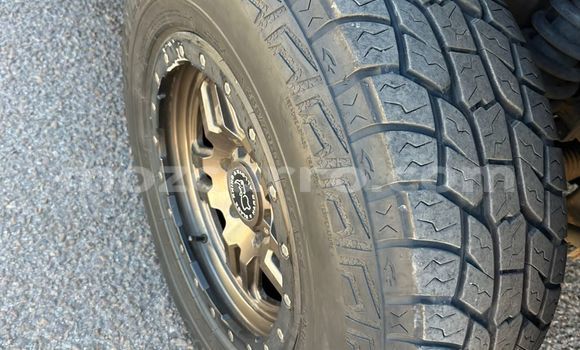 Nunua Ilio tumika Mazda BT-50 Fedha Gari ndani ya Maputo nchini Maputo Nunua Ilio tumika Mazda BT-50 Fedha Gari ndani ya Maputo nchini Maputo