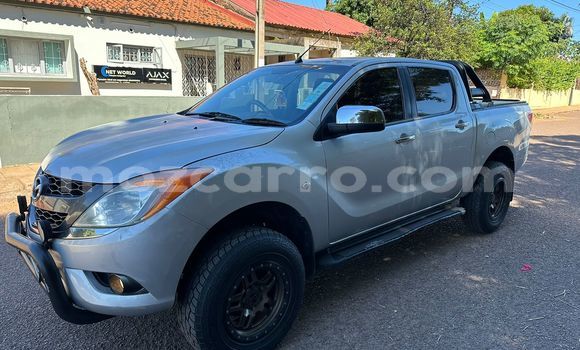 Nunua Ilio tumika Mazda BT-50 Fedha Gari ndani ya Maputo nchini Maputo Nunua Ilio tumika Mazda BT-50 Fedha Gari ndani ya Maputo nchini Maputo
