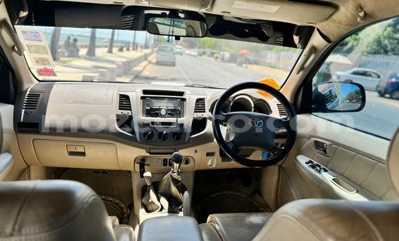Comprar Usado Toyota Fortuner Prata Carro em Maputo em Maputo Comprar Usado Toyota Fortuner Prata Carro em Maputo em Maputo