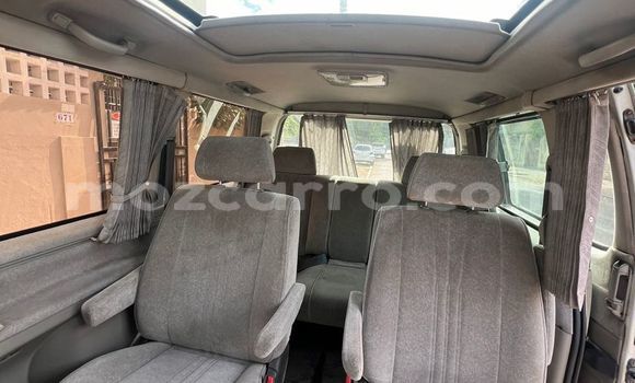 Comprar Usado Toyota RegiusAce Branco Carro em Maputo em Maputo Comprar Usado Toyota RegiusAce Branco Carro em Maputo em Maputo