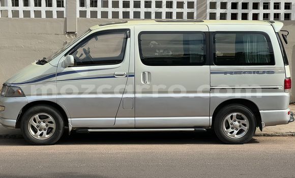 Comprar Usado Toyota RegiusAce Branco Carro em Maputo em Maputo Comprar Usado Toyota RegiusAce Branco Carro em Maputo em Maputo