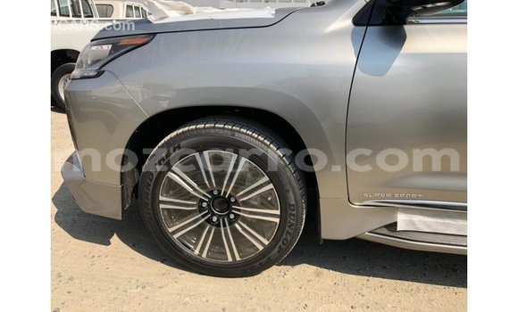 Nunua Imported Lexus LX Nyingine Gari ndani ya Import - Dubai nchini Cabo Delgado Nunua Imported Lexus LX Nyingine Gari ndani ya Import - Dubai nchini Cabo Delgado