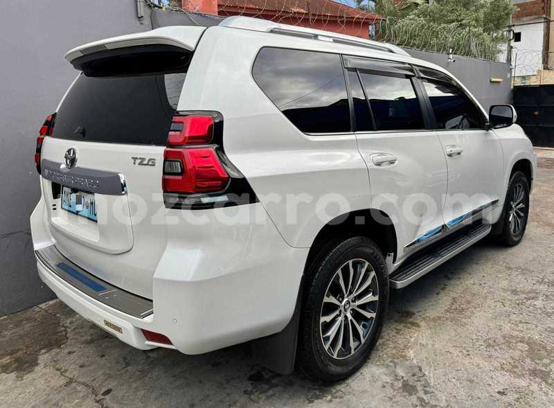 Big with watermark toyota prado maputo maputo 22607