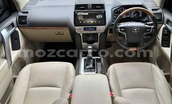 Buy Used Toyota Prado White Car in Maputo in Maputo Buy Used Toyota Prado White Car in Maputo in Maputo
