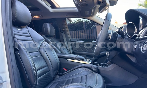 Buy Used Mercedes‒Benz ML-Class White Car in Maputo in Maputo Buy Used Mercedes‒Benz ML-Class White Car in Maputo in Maputo