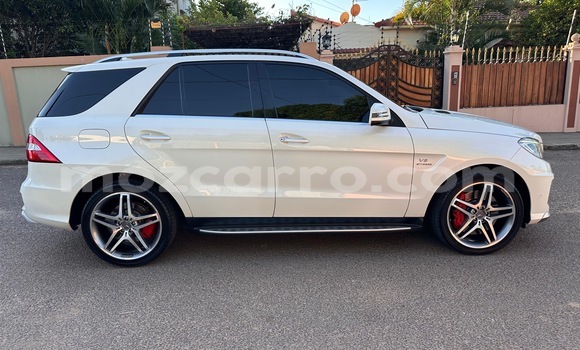 Buy Used Mercedes‒Benz ML-Class White Car in Maputo in Maputo Buy Used Mercedes‒Benz ML-Class White Car in Maputo in Maputo