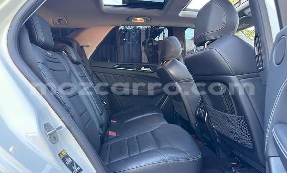 Buy Used Mercedes‒Benz ML-Class White Car in Maputo in Maputo Buy Used Mercedes‒Benz ML-Class White Car in Maputo in Maputo