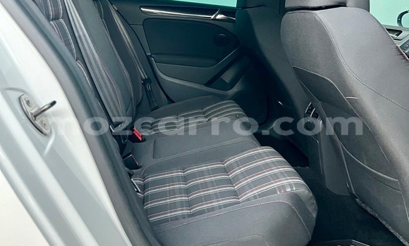 Buy Used Volkswagen Golf GTI White Car in Maputo in Maputo Buy Used Volkswagen Golf GTI White Car in Maputo in Maputo
