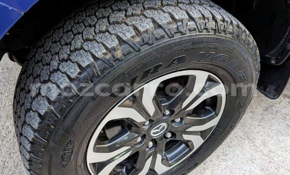 Comprar Novo Mazda BT-50 Azul Carro em Maputo em Maputo Comprar Novo Mazda BT-50 Azul Carro em Maputo em Maputo