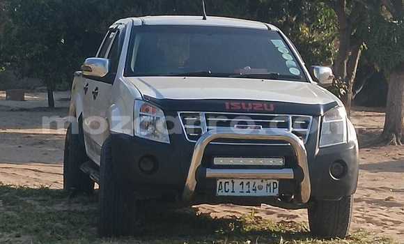 Buy Used Isuzu KB White Car in Maputo in Maputo Buy Used Isuzu KB White Car in Maputo in Maputo