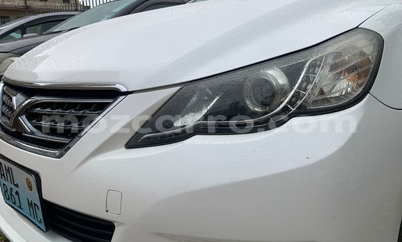 Buy Used Toyota Mark X White Car in Maputo in Maputo Buy Used Toyota Mark X White Car in Maputo in Maputo