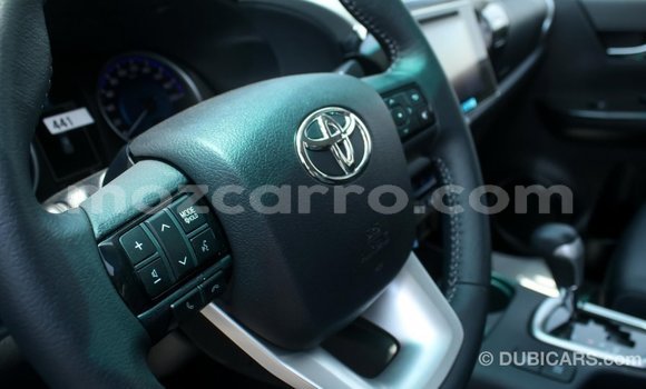 Nunua Imported Toyota Hilux Nyeusi Gari ndani ya Import - Dubai nchini Cabo Delgado Nunua Imported Toyota Hilux Nyeusi Gari ndani ya Import - Dubai nchini Cabo Delgado