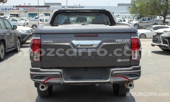 Nunua Imported Toyota Hilux Nyeusi Gari ndani ya Import - Dubai nchini Cabo Delgado Nunua Imported Toyota Hilux Nyeusi Gari ndani ya Import - Dubai nchini Cabo Delgado