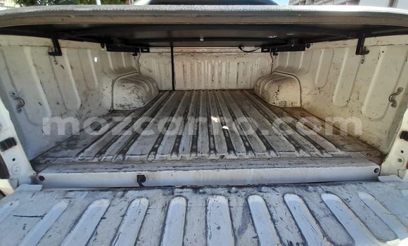 Nunua Ilio tumika Toyota Hiluxe Revo Nyeupe Gari ndani ya Maputo nchini Maputo Nunua Ilio tumika Toyota Hiluxe Revo Nyeupe Gari ndani ya Maputo nchini Maputo