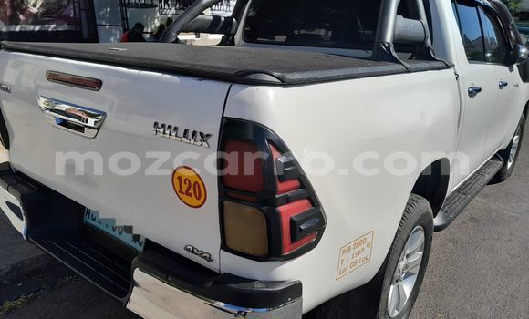 Nunua Ilio tumika Toyota Hiluxe Revo Nyeupe Gari ndani ya Maputo nchini Maputo Nunua Ilio tumika Toyota Hiluxe Revo Nyeupe Gari ndani ya Maputo nchini Maputo