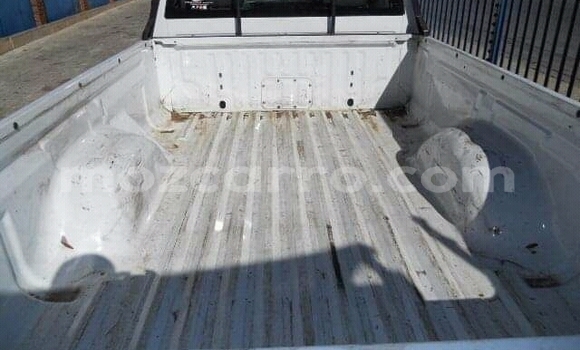 Tenga Tsaru Isuzu KB Chena Mota in Maputo in Maputo Tenga Tsaru Isuzu KB Chena Mota in Maputo in Maputo