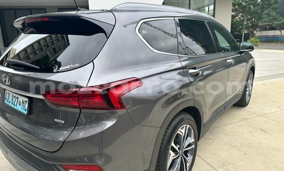 Comprar Usado Hyundai Santa Fe De outros Carro em Moçambique em Nampula Comprar Usado Hyundai Santa Fe De outros Carro em Moçambique em Nampula