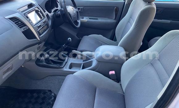 Tenga Tsaru Toyota Hilux Chena Mota in Maputo in Maputo Tenga Tsaru Toyota Hilux Chena Mota in Maputo in Maputo