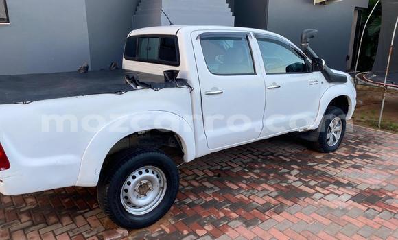 Tenga Tsaru Toyota Hilux Chena Mota in Maputo in Maputo Tenga Tsaru Toyota Hilux Chena Mota in Maputo in Maputo