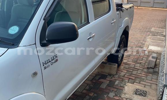 Tenga Tsaru Toyota Hilux Chena Mota in Maputo in Maputo Tenga Tsaru Toyota Hilux Chena Mota in Maputo in Maputo