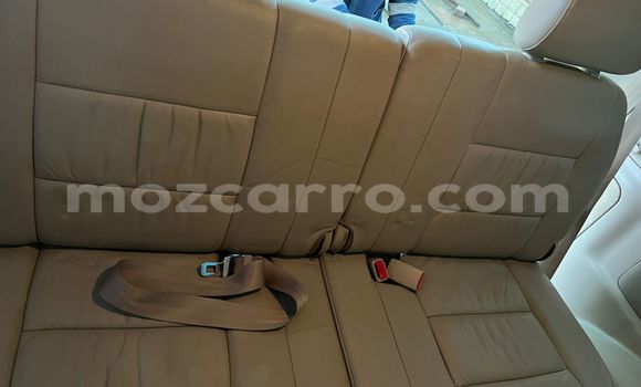 Tenga Tsaru Toyota Land Cruiser Prado Chena Mota in Maputo in Maputo Tenga Tsaru Toyota Land Cruiser Prado Chena Mota in Maputo in Maputo