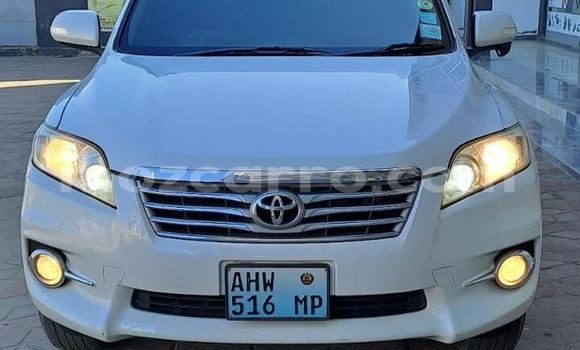 Comprar Usado Toyota Vanguard Branco Carro em Maputo em Maputo Comprar Usado Toyota Vanguard Branco Carro em Maputo em Maputo