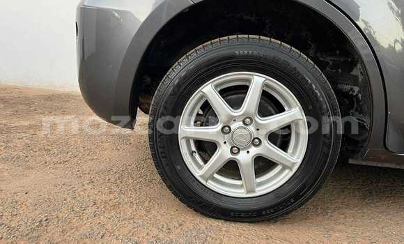 Comprar Usado Toyota Sienta Prata Carro em Maputo em Maputo Comprar Usado Toyota Sienta Prata Carro em Maputo em Maputo