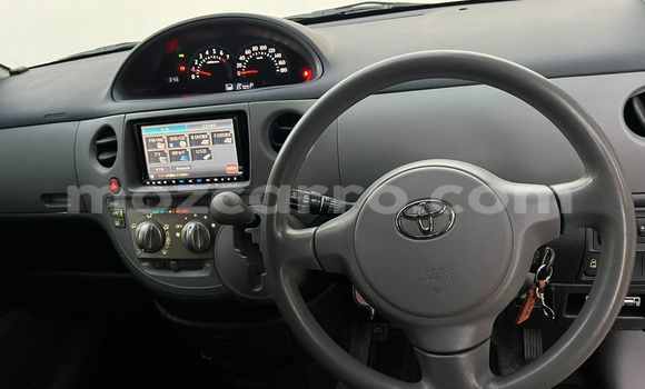Comprar Usado Toyota Sienta Prata Carro em Maputo em Maputo Comprar Usado Toyota Sienta Prata Carro em Maputo em Maputo