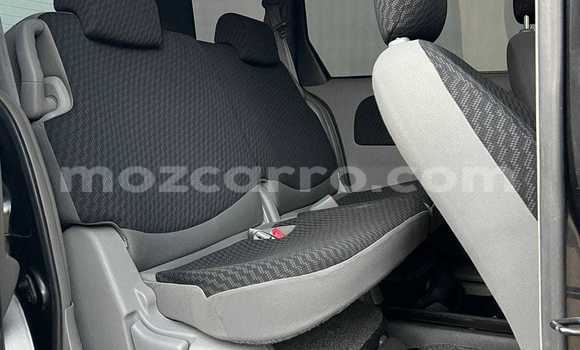 Comprar Usado Toyota Sienta Prata Carro em Maputo em Maputo Comprar Usado Toyota Sienta Prata Carro em Maputo em Maputo