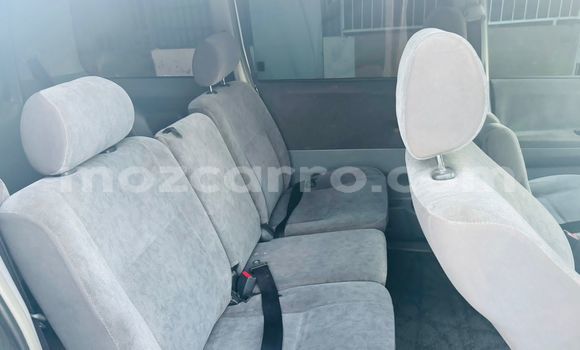 Nunua Ilio tumika Toyota Noah Fedha Gari ndani ya Maputo nchini Maputo Nunua Ilio tumika Toyota Noah Fedha Gari ndani ya Maputo nchini Maputo
